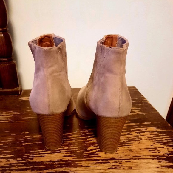 Boot - Picture 11 of 16